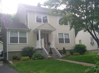 16 Midland Ave, Stamford, CT 06906