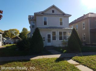 1606 Loomis St, La Crosse, WI 54603