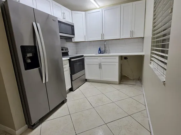 774 Burgundy Q, Delray Beach, FL 33484