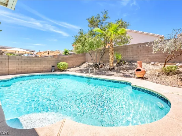 6993 Troubador Dr, Las Vegas, NV 89119