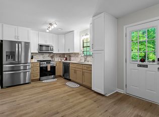 134 Woodberry Ct, Woodstock, GA 30188