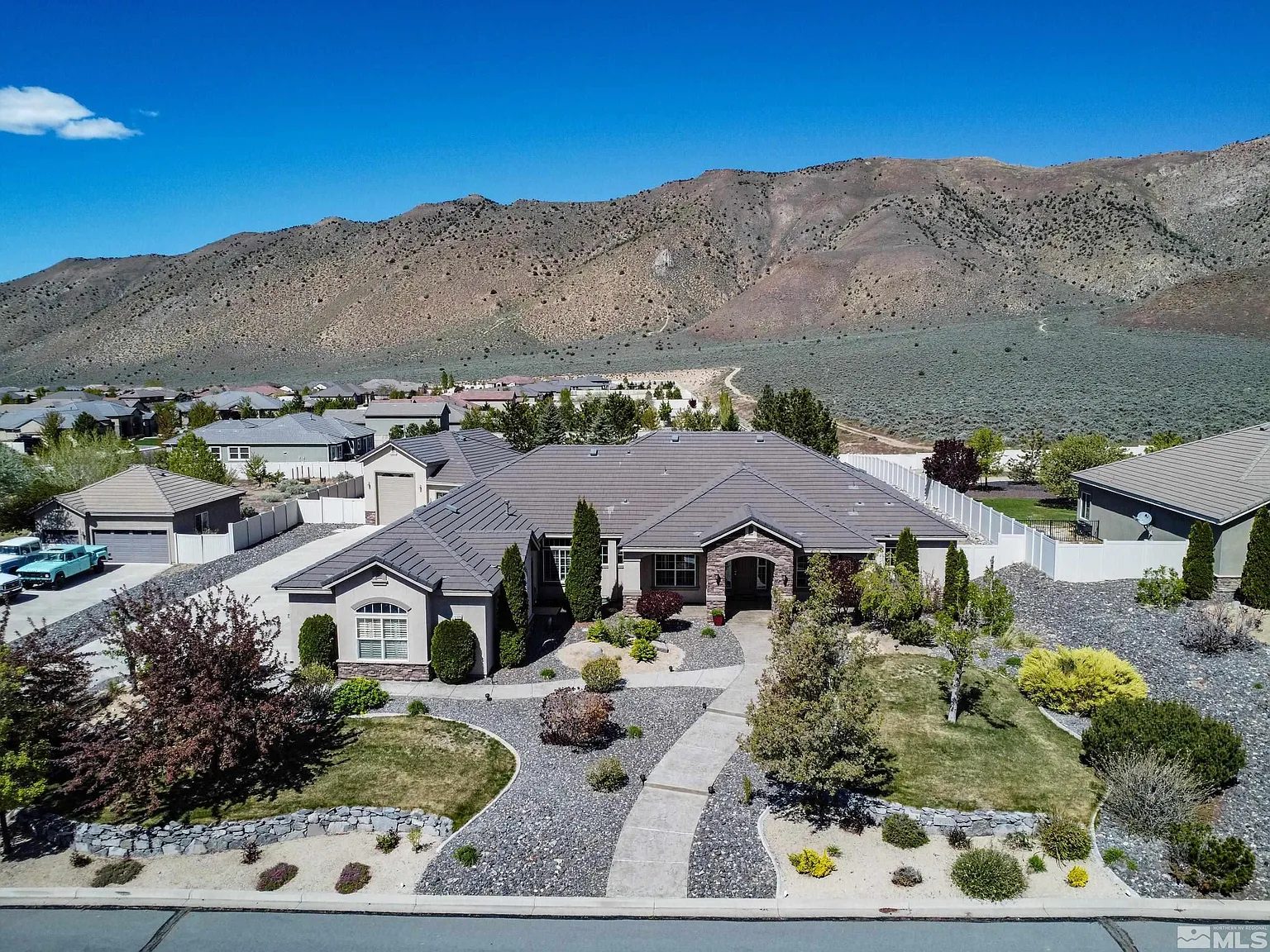 12325 Ocean View Dr photo 1