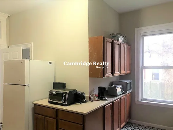 40 Gardner St #T, Allston, MA 02134