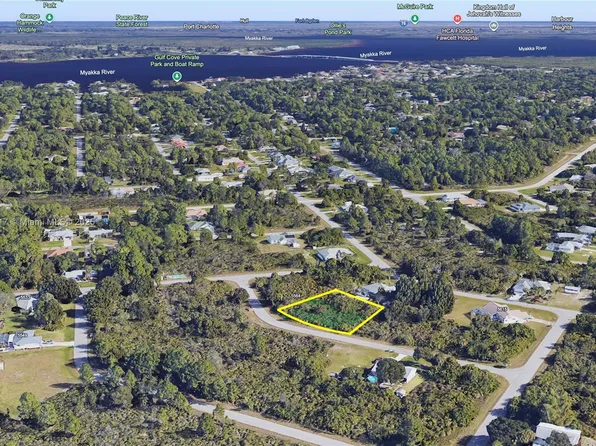 5588 Choctaw Ter, Port Charlotte, FL 33981