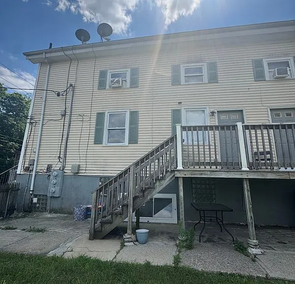 164 W School St #1 — Photo 1