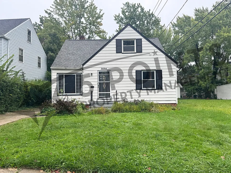 3694 Grosvenor Rd
