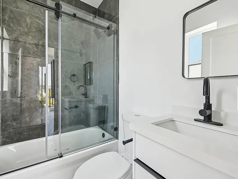 2919 S Burnside Ave #1 — Photo 27
