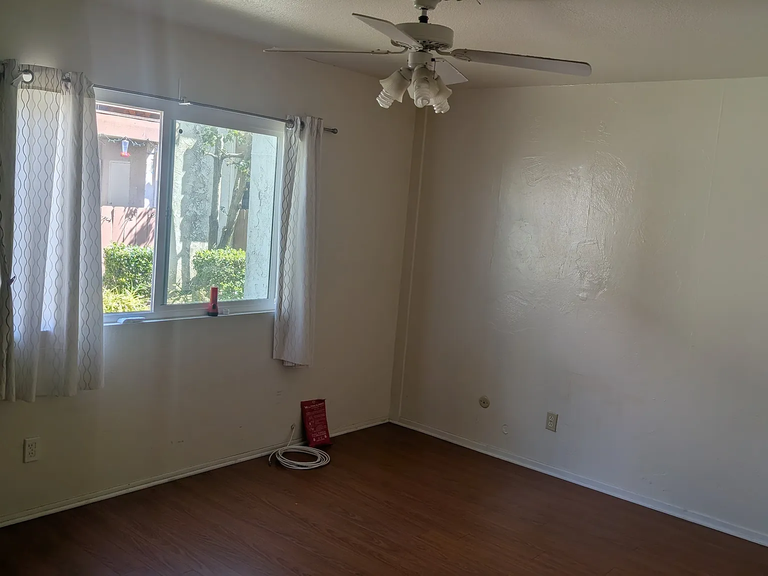 2 bed, 831 sqft, $2,550 — Photo 4