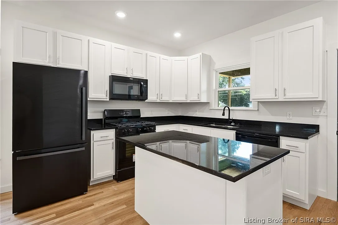 2 bed, 800 sqft, $1,400 — Photo 4
