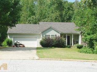 586 Winston Manor Ct, Winder, GA 30680