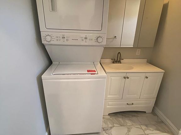 5th image of 50 Cedar Point Dr #1