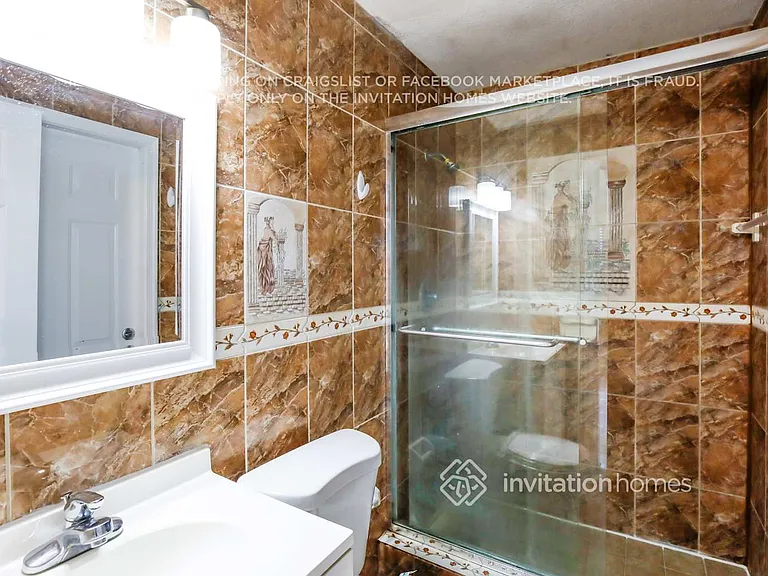 7957 Normandy St — Photo 11