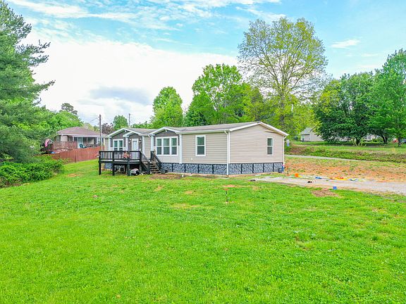 3rd image of 6989 W Laurel Rd