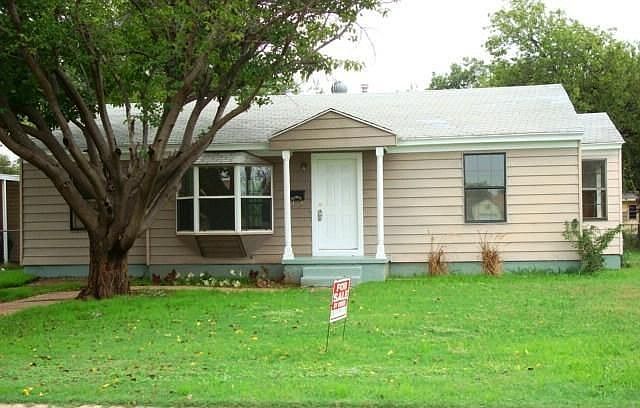 1st image of 3004 Thomas Ave