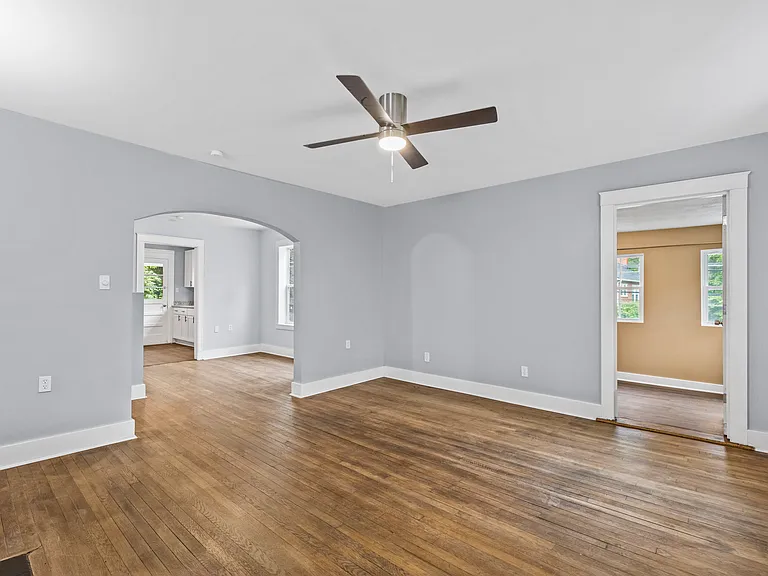 6005 Medlin Heights Rd — Photo 5