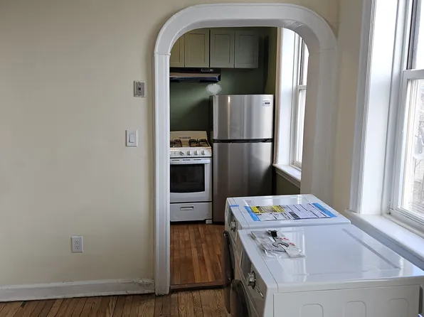 175 Malcolm X Boulevard image 8 of 10