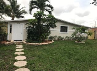 5721 SW 38th Ct, Davie, FL 33314