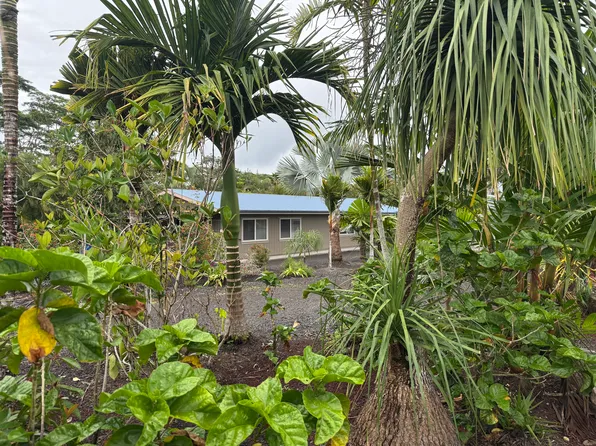 16-150 Ainaloa Blvd, Keaau, HI 96749