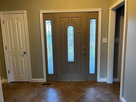 5th image of 4647 Boxwood Dr