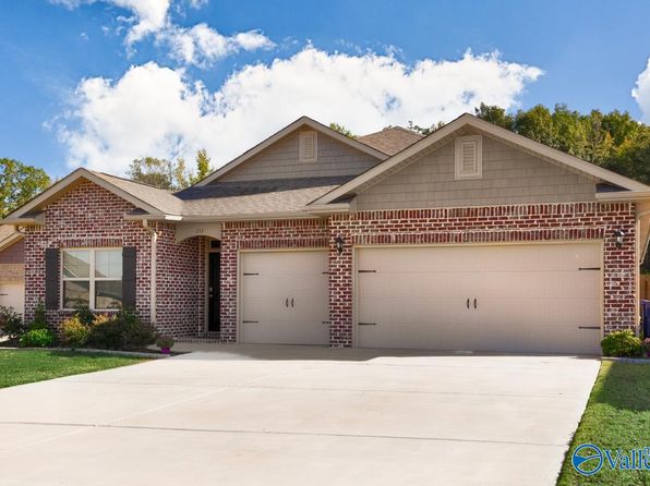 157 High Leaf Dr