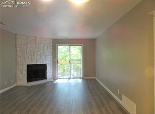 814 Tenderfoot Hill Rd APT 203, Colorado Springs, CO 80906