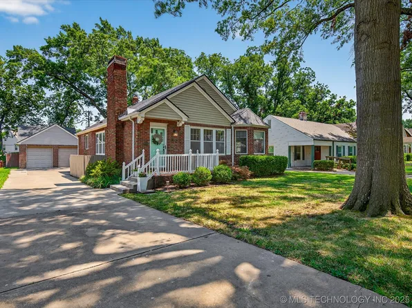 1706 S Johnstone Ave, Bartlesville, OK 74003