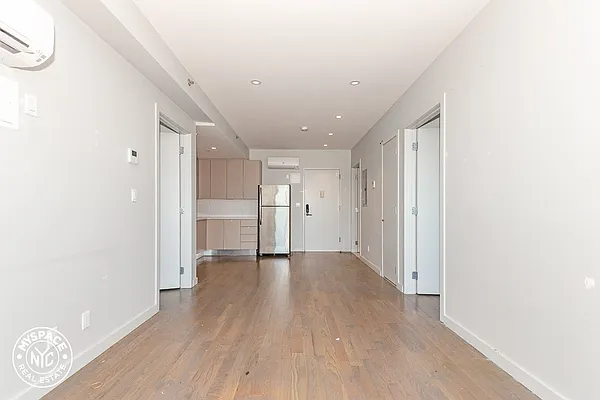 Rented by MySpaceNYC | media 63