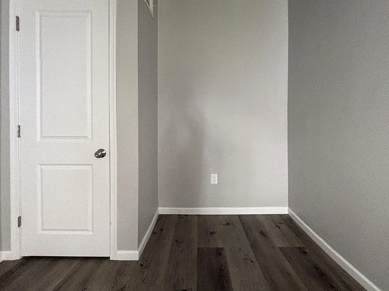 5140 W Stiles St — Photo 10