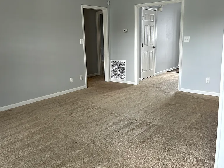 274 Waterdown Dr #11 — Photo 2