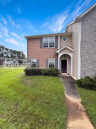 8606 Thomas Ln Photo 1