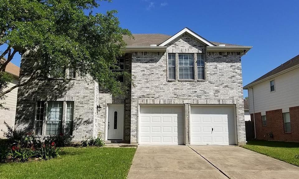 1st image of 16410 Lynn Crest Ct