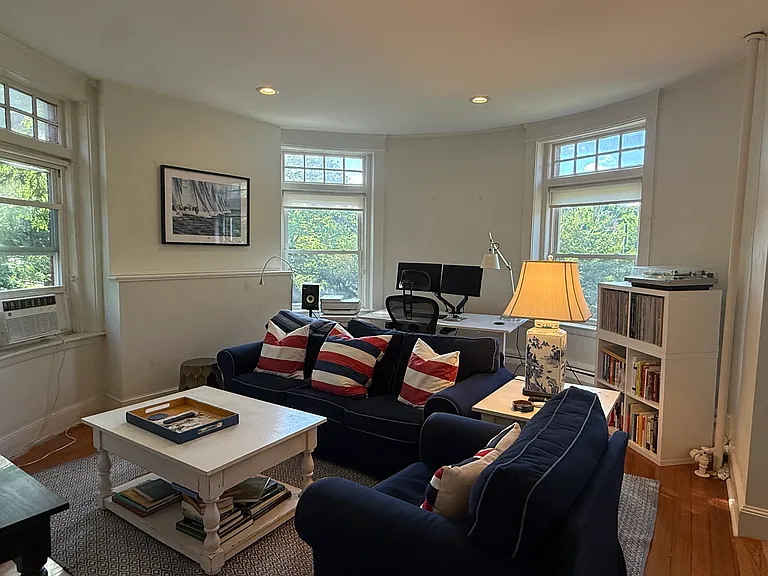1871 Beacon St #5 — Photo 4
