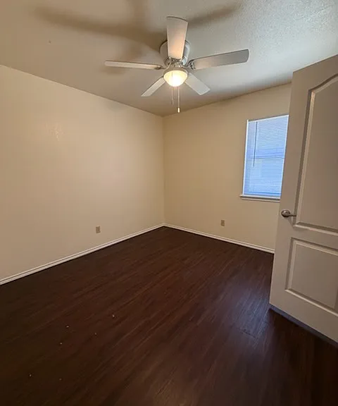 Sun Meadow Apartments — Photo 16