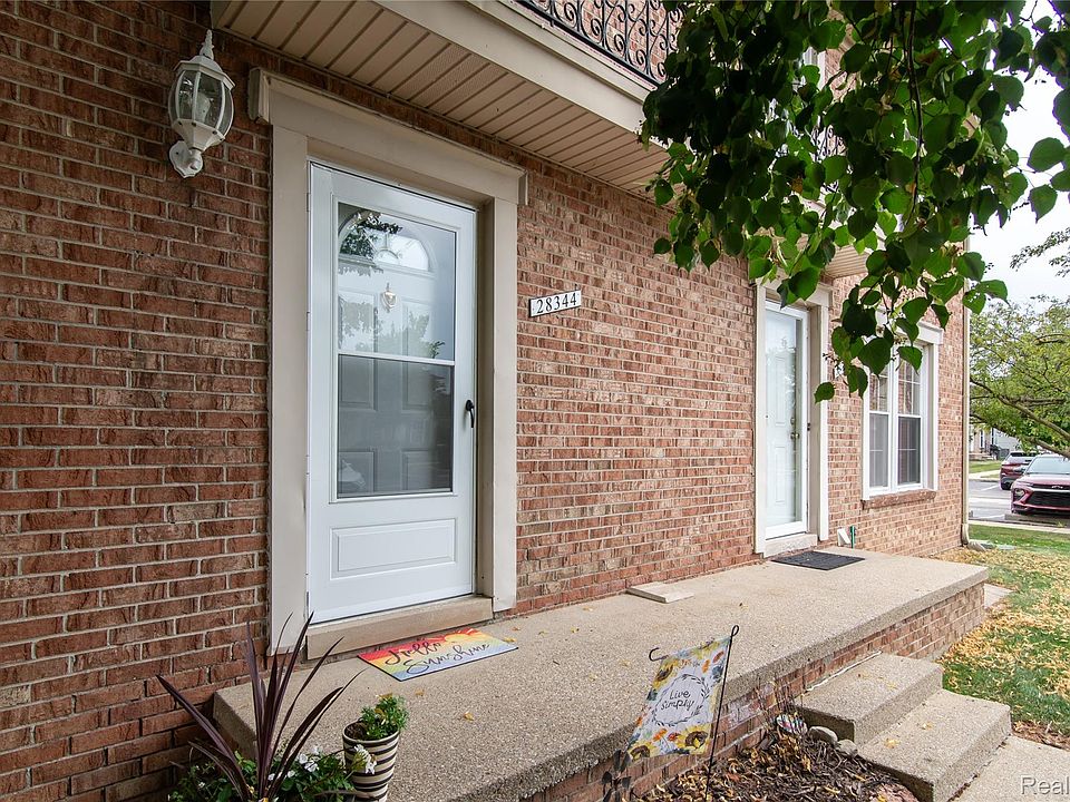 1st image of 28344 Brookfield Ct