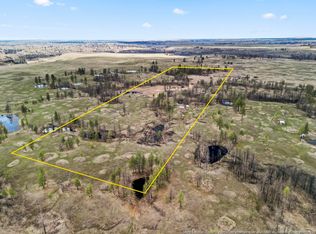 33000 Hawk Creek Rd E, Davenport, WA 99122