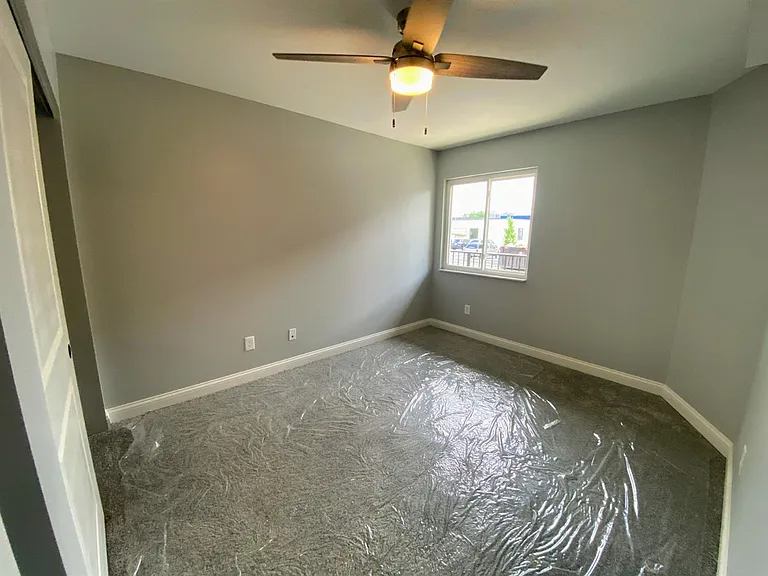 5025 Barrow Ave #6 — Photo 4