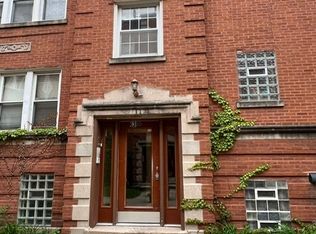 2300 W Granville Ave #G, Chicago, IL