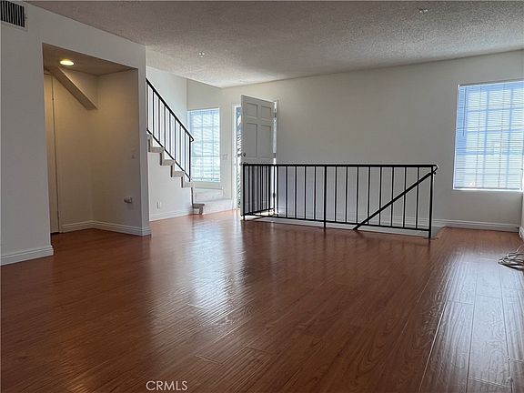 4th image of 711 W Duarte Rd APT F