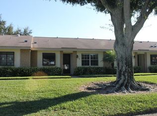 3411 Stonehaven Ct E APT B, Palm Harbor, FL 34684