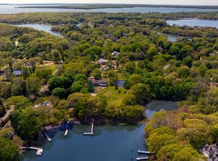 15 Menantic Rd, Shelter Island, NY 11964