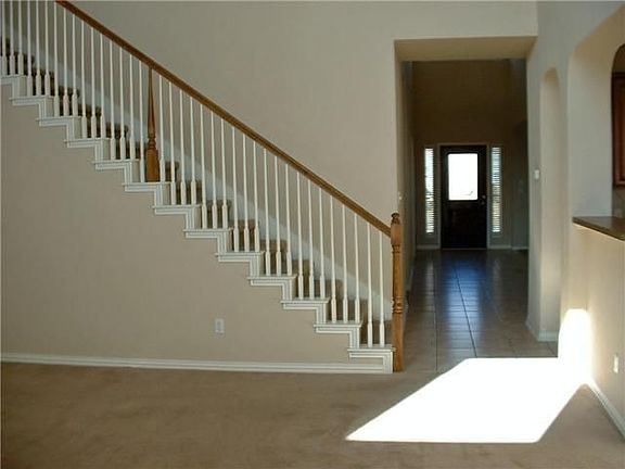 2nd image of 3005 Richfield Lndg