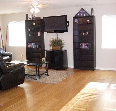 4th image of 20812 Grove Park Pl