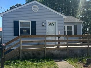 208 Franklin St, Colonial Beach, VA 22443