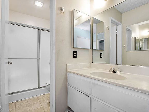 4th image of 8711 Lomita Dr APT C