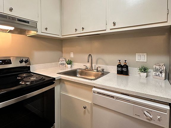 3rd image of 1200 Newell Hill Pl #217