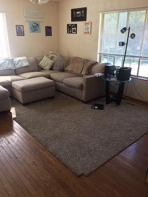 6 bed, 2000 sqft, $3,000 — Photo 3