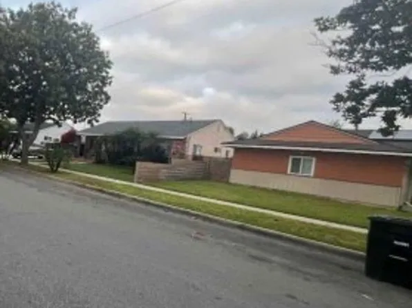 1647 S Rama Dr, West Covina, CA 91790