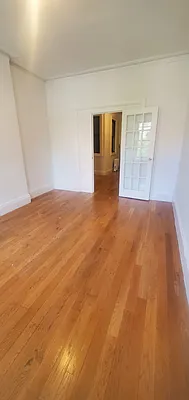 Rented by Manhattan Best Realty, Inc. | media 2