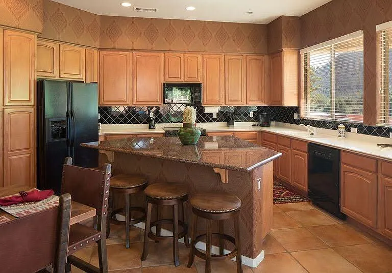 1260 Crown Ridge Rd — Photo 10