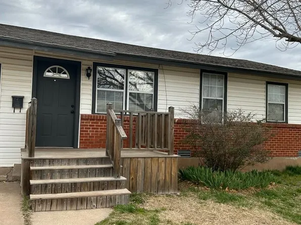 5407 NW Kinyon Ave, Lawton, OK 73505